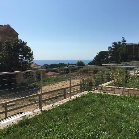 La Casa Del Mare : Cozy Apartment With Seaview And Garden Ventimiglia Esterno foto